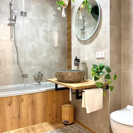 Appartamento Jungle Suite Mit Balkon I Parkplatz I Zentrum Kempten